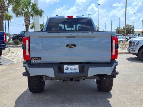 New 2026 Ford F250 Lariat w/ Black Appearance Package AWD/4WD image 4