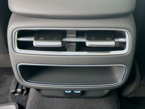 New 2026 Genesis GV70 2.5T Advanced AWD/4WD image 18