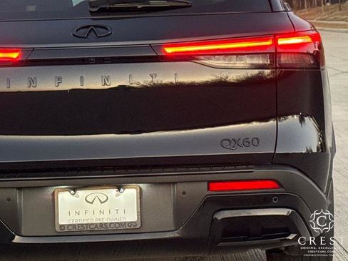 Certified 2023 INFINITI QX60 Luxe w/ Cargo Package image 5