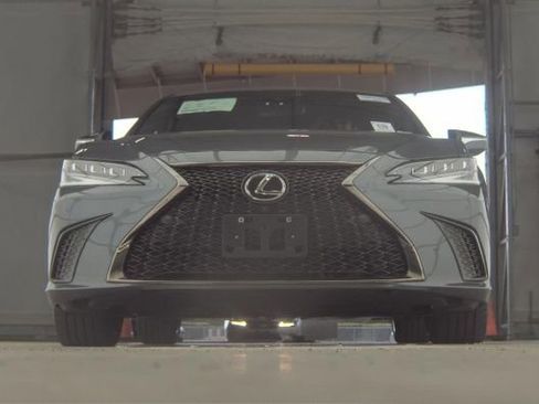 Used 2023 Lexus ES 350 F Sport w/ Accessory Package (Z1) FWD image 10