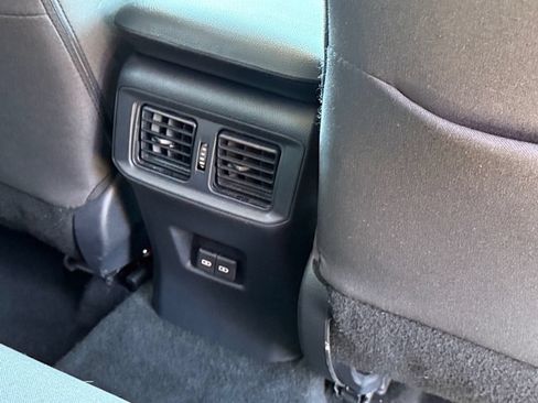 Certified 2025 Toyota RAV4 XLE FWD image 21