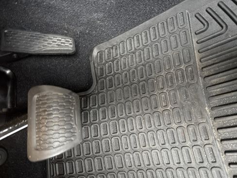 Used 2022 Jeep Gladiator Rubicon w/ LED Lighting Group image 18