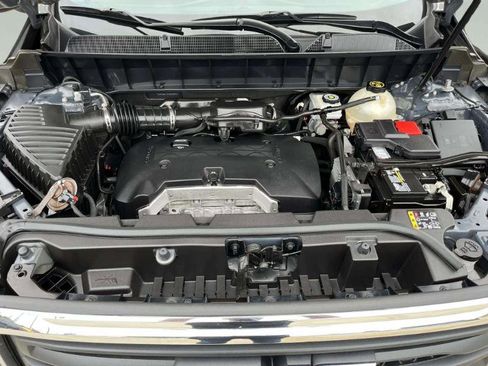 Used 2019 GMC Acadia SLE image 31