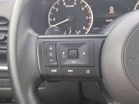 Used 2024 Nissan Rogue S image 24