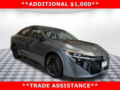 New 2026 Nissan Sentra SR w/ Floor Mat Package FWD image 1