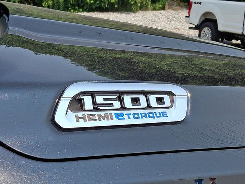 Used 2022 RAM 1500 Big Horn AWD/4WD image 24