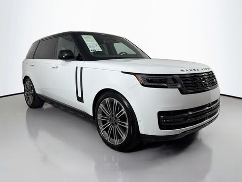 Certified 2025 Land Rover Range Rover Long Wheelbase SE AWD/4WD image 3