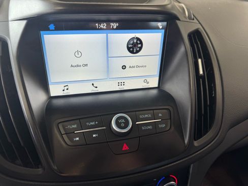 Used 2018 Ford Escape SE w/ Ford Safe & Smart Package AWD/4WD image 21