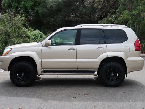 Used 2009 Lexus GX 470 image 3