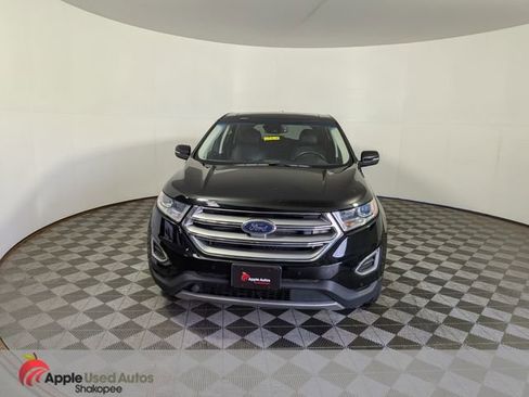 Used 2016 Ford Edge Titanium w/ Equipment Group 302A AWD/4WD image 2