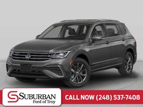 Used 2022 Volkswagen Tiguan SE w/ Panoramic Sunroof Package image 1