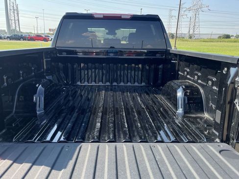 Used 2025 GMC Sierra 1500 Pro w/ Graphite Edition image 37