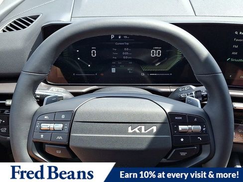 New 2026 Kia Sportage EX image 14