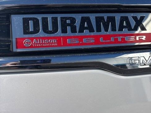 Used 2023 GMC Sierra 3500 Denali w/ Denali Ultimate Package image 5