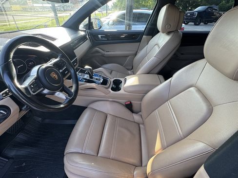 Used 2019 Porsche Cayenne AWD/4WD image 11