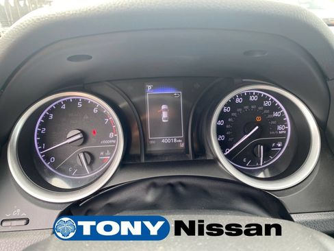 Used 2022 Toyota Camry LE FWD image 15