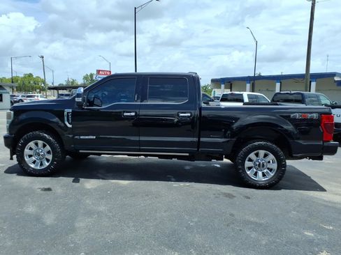 Used 2022 Ford F250 Platinum AWD/4WD image 4