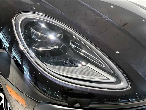 New 2026 Porsche Macan S image 12