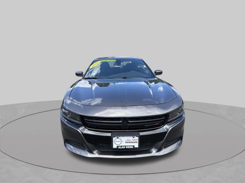 Used 2022 Dodge Charger SXT w/ Driver Convenience Group AWD/4WD image 8
