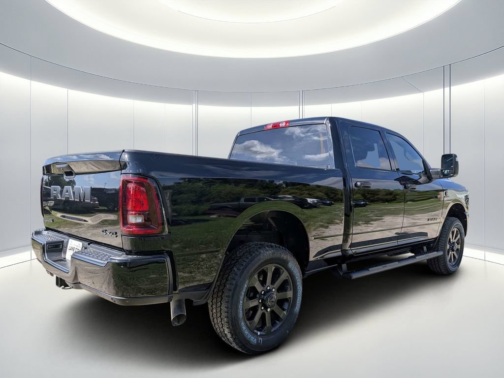 New 2026 RAM 2500 Big Horn AWD/4WD image 4