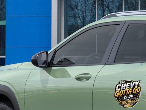 New 2026 Chevrolet Trax ACTIV w/ Sunroof Package FWD image 12