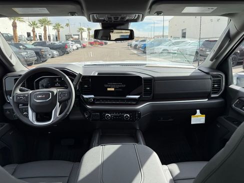 New 2026 GMC Sierra 2500 SLT image 18