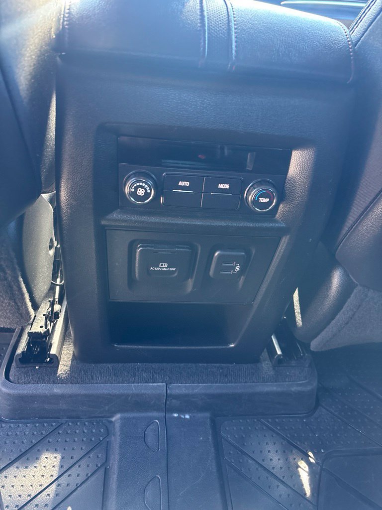 Used 2023 Chevrolet Traverse RS w/ LPO, Floor Liner Package AWD/4WD image 22