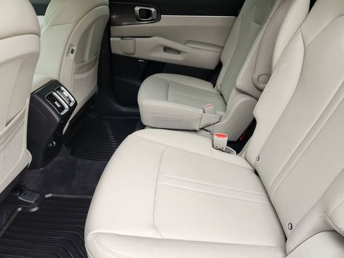 New 2026 Kia Sorento EX w/ EX Premium Package FWD image 21
