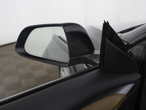 Used 2023 Tesla Model 3 Standard Range image 35