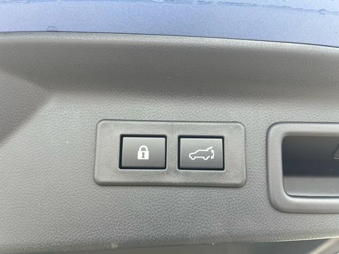 New 2026 Subaru Forester Premium image 12