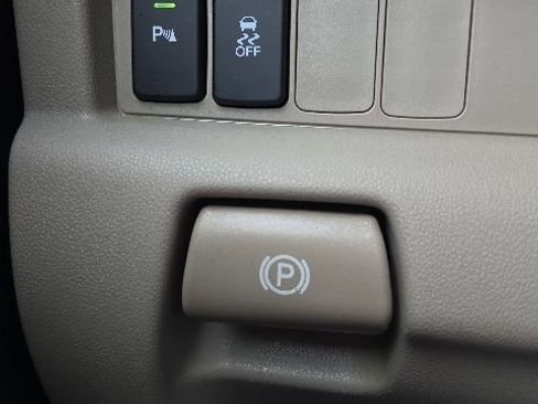 Used 2013 Honda Pilot Touring image 27