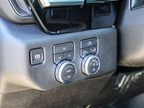 New 2026 GMC Sierra 2500 SLE w/ Preferred Package image 25