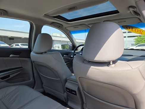 Used 2010 Honda Accord EX-L image 16