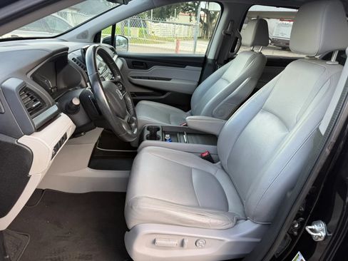Used 2018 Honda Odyssey EX-L image 9
