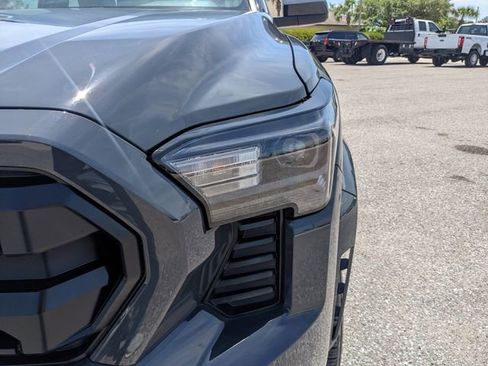 Used 2024 Toyota Tacoma SR5 AWD/4WD image 9