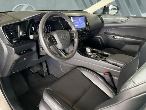 Certified 2025 Lexus NX 250 FWD w/ Accessory Package (Z1) image 13