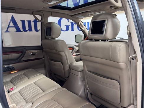 Used 2002 Lexus LX 470 LX 470 Sport Utility 4D image 16