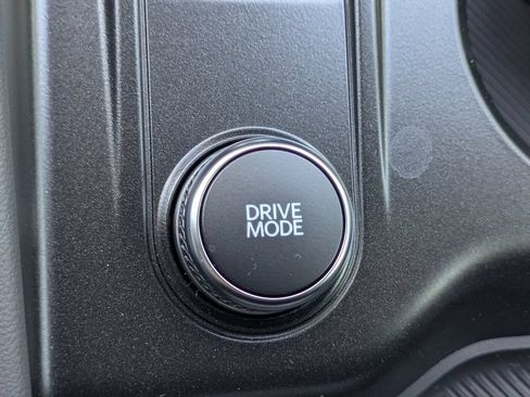 New 2026 Ford Explorer Active RWD image 29