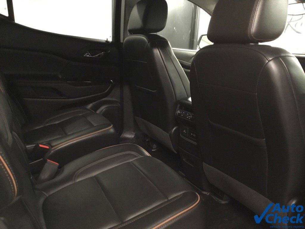 Used 2022 GMC Acadia AT4 w/ Technology Package AWD/4WD image 35