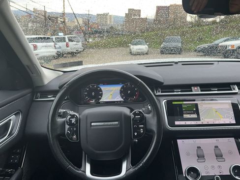 Used 2018 Land Rover Range Rover Velar S AWD/4WD image 12