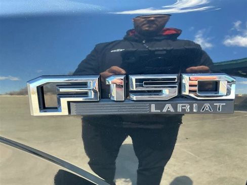Used 2015 Ford F150 Lariat w/ Equipment Group 502A Luxury image 21