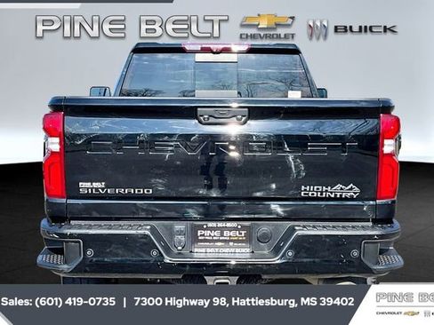 Used 2023 Chevrolet Silverado 3500 High Country image 4