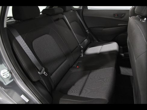 Used 2023 Hyundai Kona SEL AWD/4WD image 18