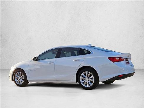 Used 2025 Chevrolet Malibu LT FWD image 8