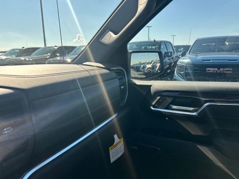 New 2026 GMC Sierra 1500 Elevation w/ Elevation Premium Package AWD/4WD image 29