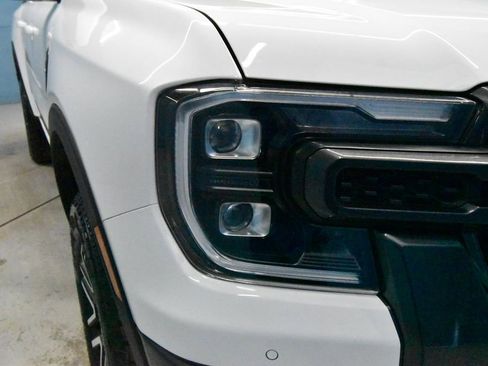 Used 2025 Ford Ranger Lariat w/ Trailer Tow Package AWD/4WD image 40