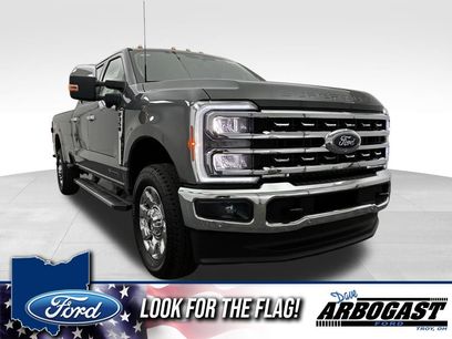 New 2026 Ford F350 Lariat w/ Lariat Premium Package