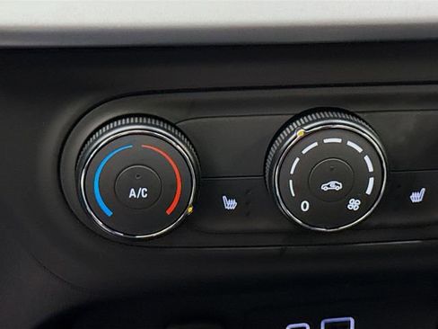 New 2026 Chevrolet Trax RS w/ Driver Confidence Package image 20