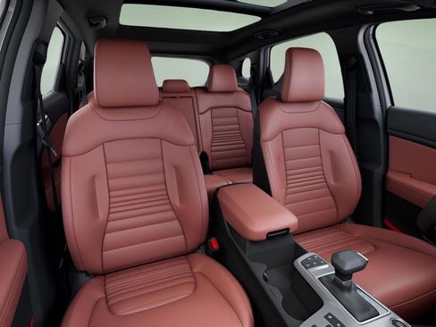 New 2026 Kia Sportage SX image 15