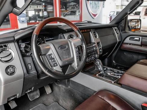 Used 2015 Ford Expedition EL Platinum AWD/4WD image 5